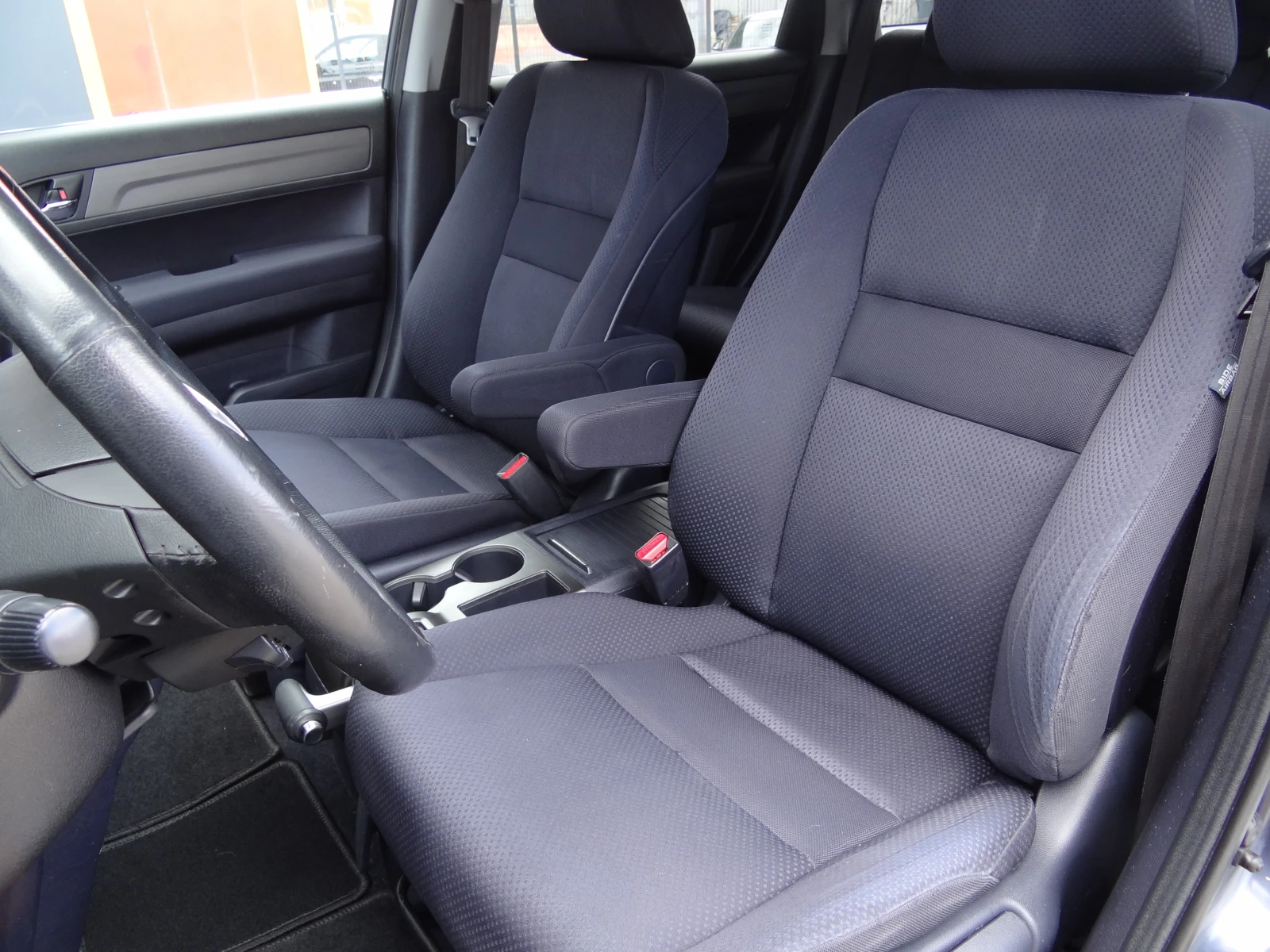 Honda Cr-v 2.0i-vtec-150k.c. /Auto/Navi/Camera/4 x 4/Euro-4/, снимка 12 - Автомобили и джипове - 54148823