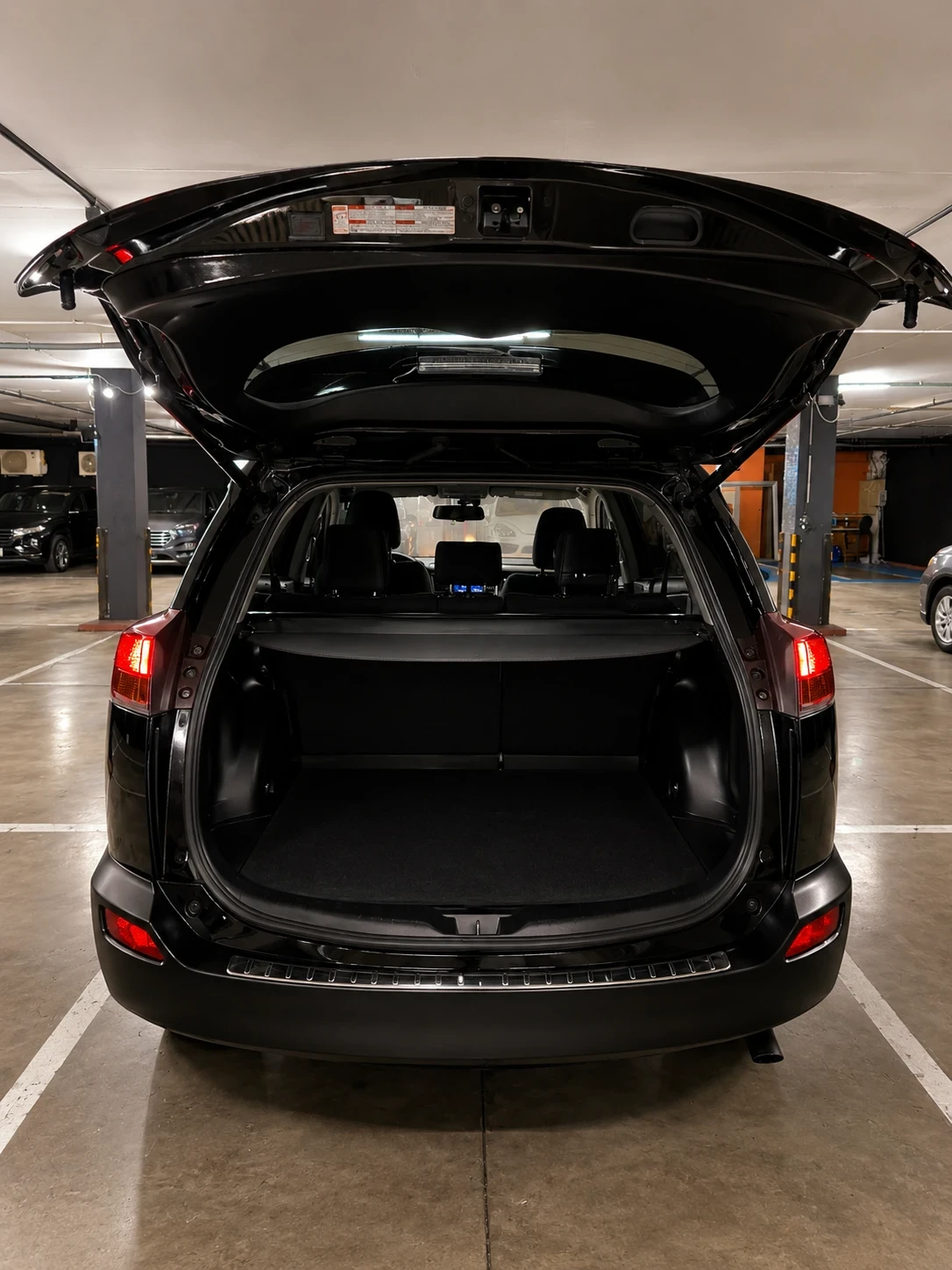 Toyota Rav4 2.0 D-4D::4X4::124 �� ::STYLE::������::����:: | Mobile.bg � ����������� 4