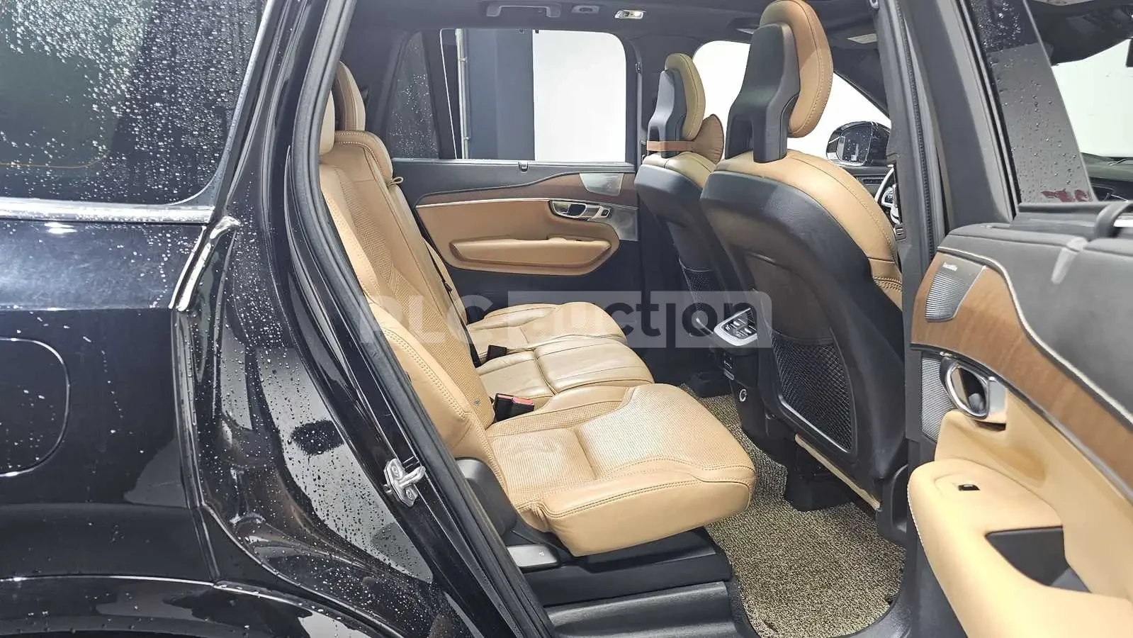 Volvo Xc90 D5 AWD| DIST| 360| HEAD-UP| ВКЛ.ТЕХНОТЕСТ, снимка 13 - Автомобили и джипове - 54911205