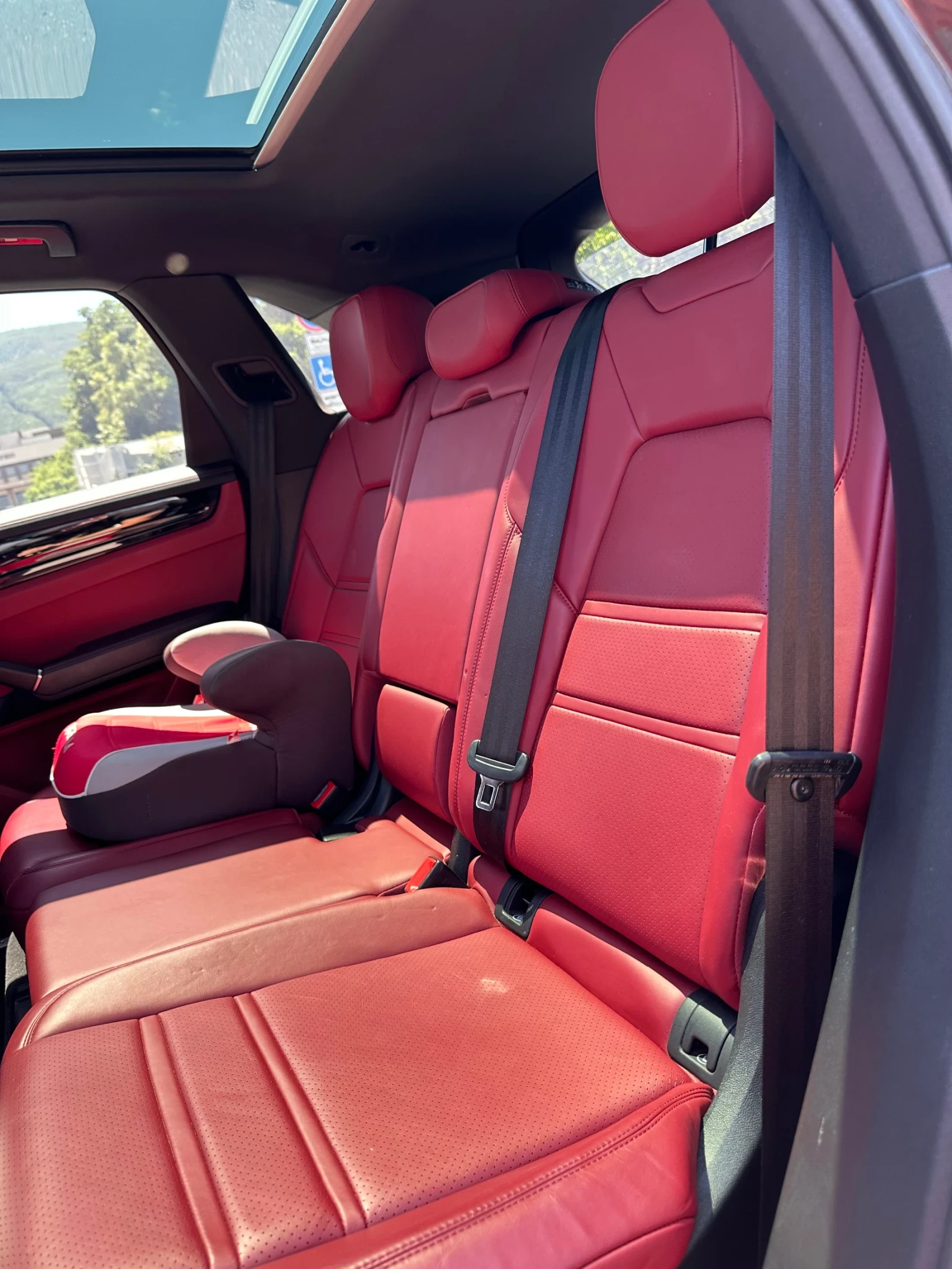 Porsche Cayenne Bose* 360 Camera* Pano* Sport Design, снимка 9 - Автомобили и джипове - 54928702