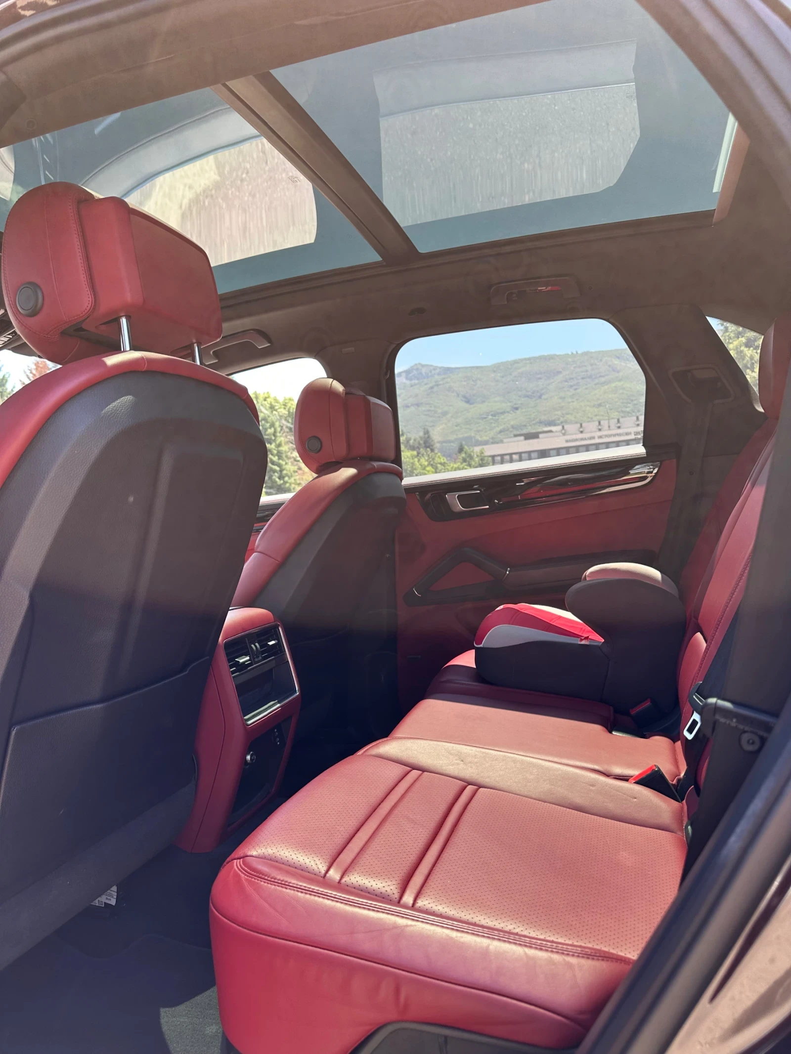 Porsche Cayenne Bose* 360 Camera* Pano* Sport Design, снимка 8 - Автомобили и джипове - 54928702