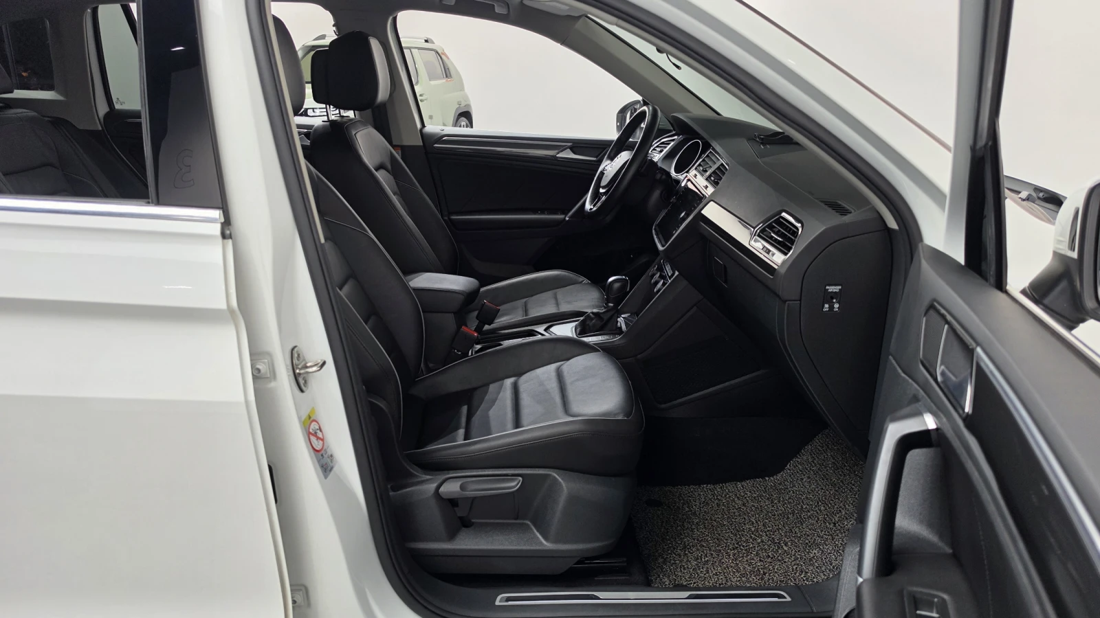 VW Tiguan 2.0 TDI Premium autoprime.bg, снимка 14 - Автомобили и джипове - 56081193
