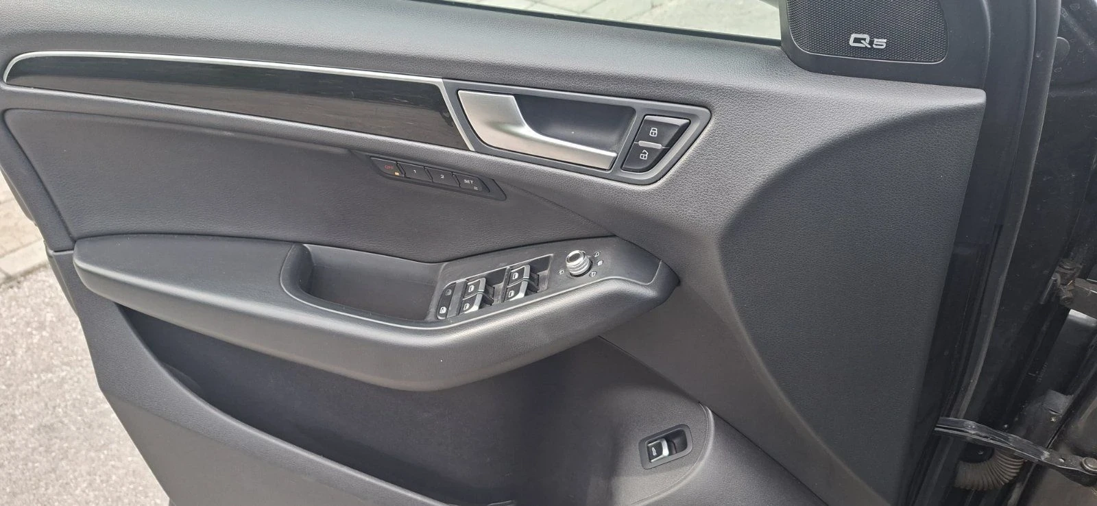 Audi Q5 Q5 2.0 TFSI  S-LINE, снимка 11 - Автомобили и джипове - 56238720