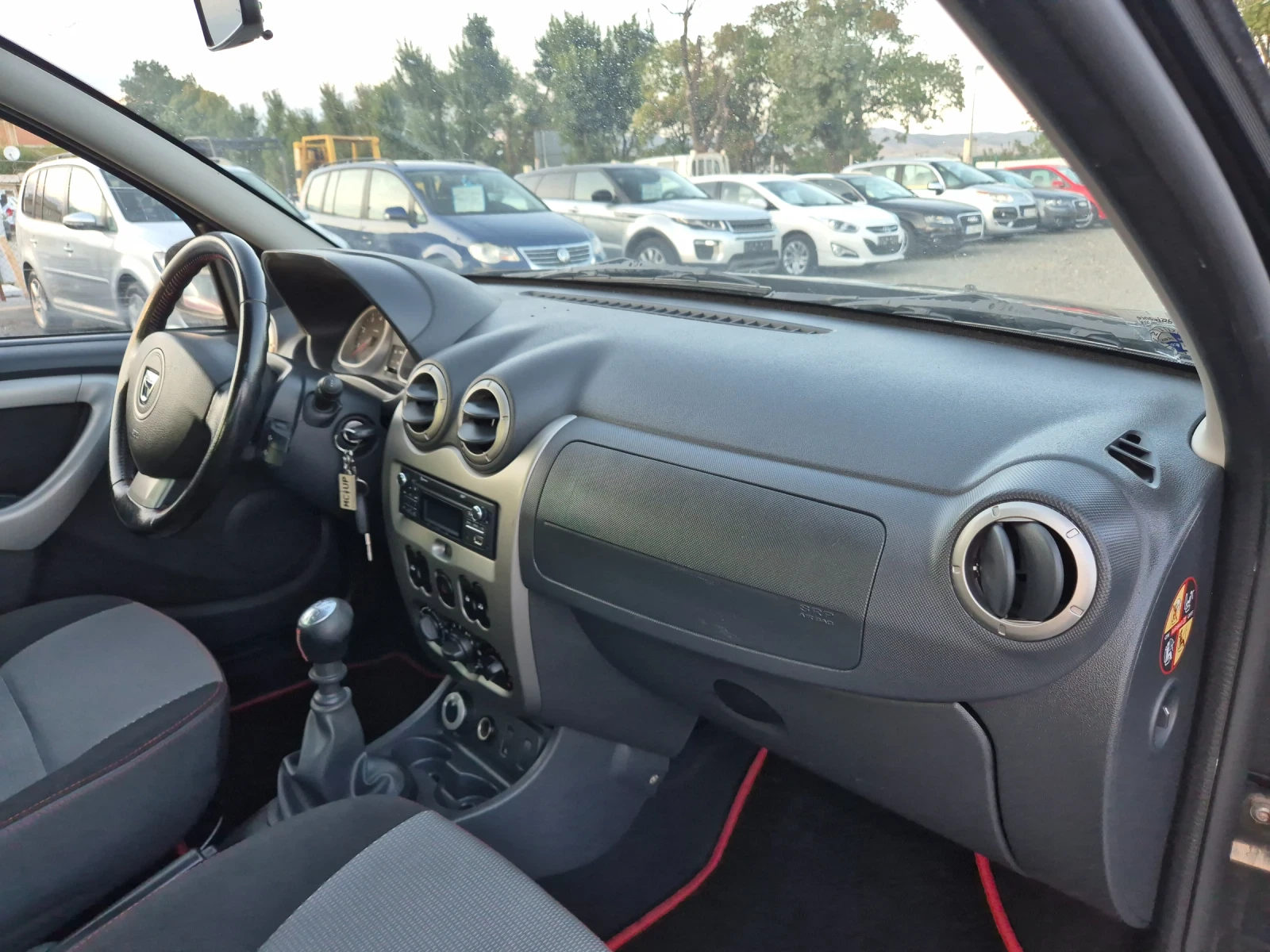Dacia Duster 4?4 1.5dci 110�.�. | Mobile.bg � ����������� 12