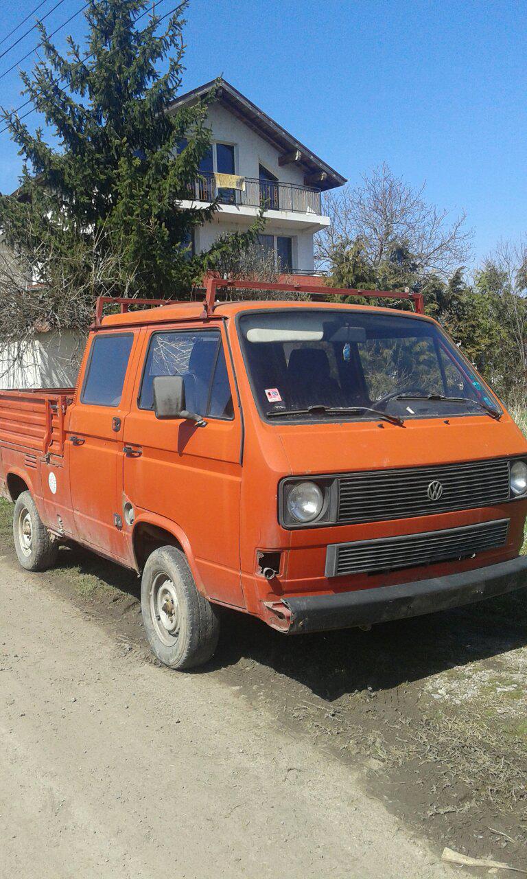 VW Transporter 1.7 TD, снимка 15 - Бусове и автобуси - 45534848