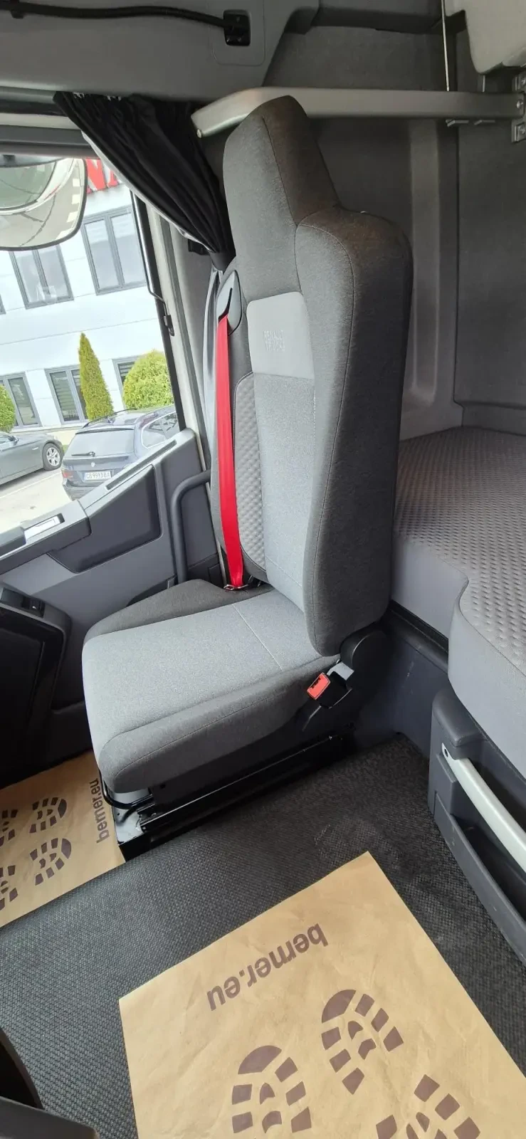 Renault T Стандартен, снимка 9 - Камиони - 54028235