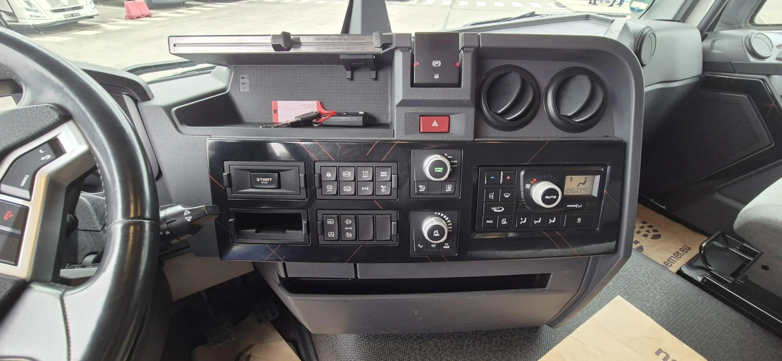 Renault T Стандартен, снимка 7 - Камиони - 54028235