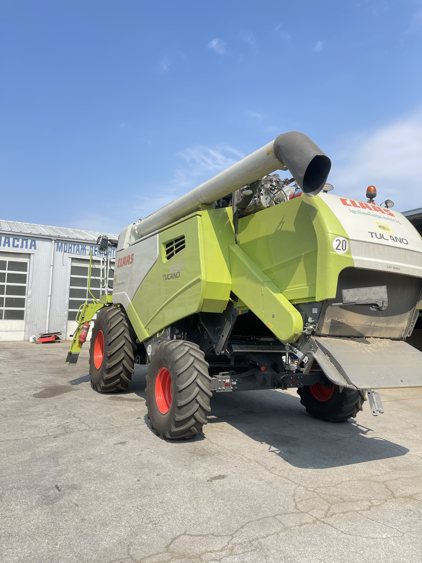 Комбайн Claas Tucano 450 - изображение 5