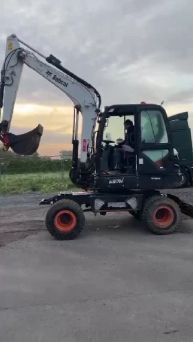 Багер Bobcat E57W , снимка 3