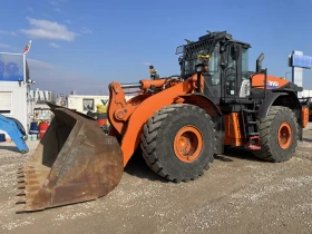 Челен товарач Hitachi ZW 310-6, снимка 3