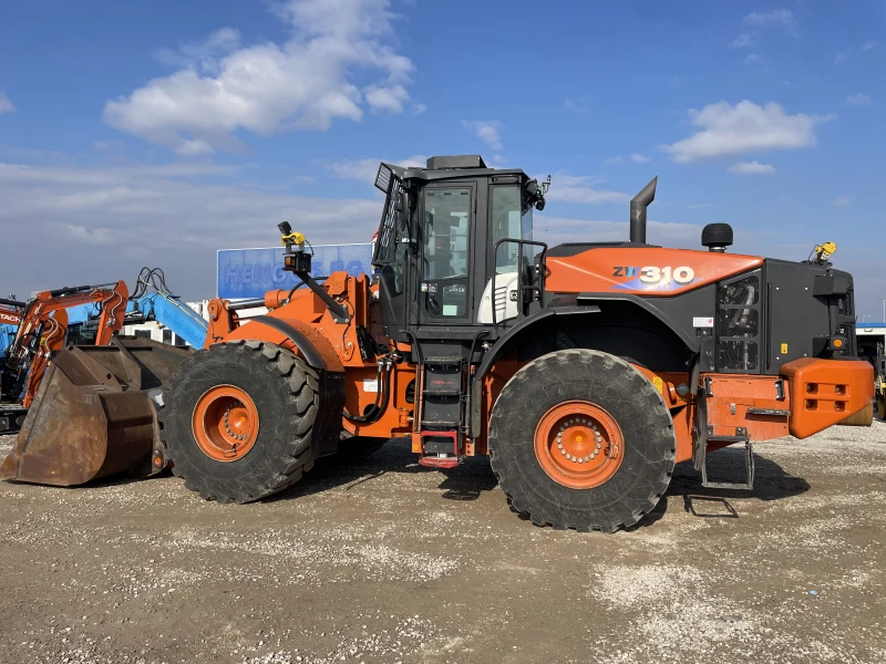 Челен товарач Hitachi ZW 310-6, снимка 7 - Индустриална техника - 49082987