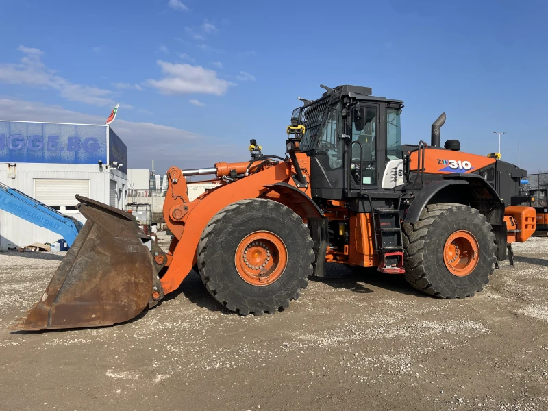 Челен товарач Hitachi ZW 310-6, снимка 3 - Индустриална техника - 49082987