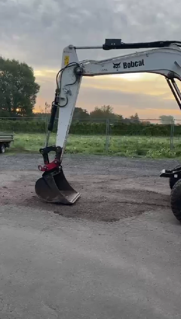 Багер Bobcat E57W , снимка 4 - Индустриална техника - 54318873