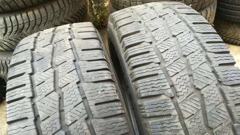 Гуми Зимни 215/65R16, снимка 2 - Гуми и джанти - 26739633