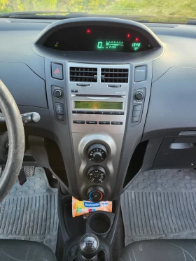 Toyota Yaris 1.33/6ск/газ/обслужена, снимка 13