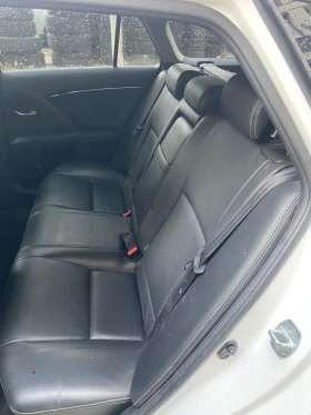 Toyota Avensis 2.0 D4D, снимка 13