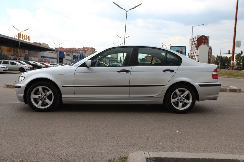 BMW 318 i, снимка 5 - Автомобили и джипове - 46288391