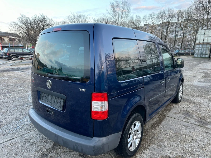 VW Caddy, снимка 5 - Автомобили и джипове - 45031523