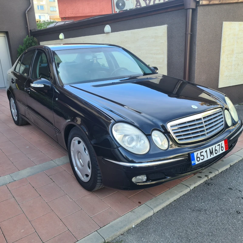 Mercedes-Benz E 270 2, 7 CDI, снимка 1 - Автомобили и джипове - 47329467