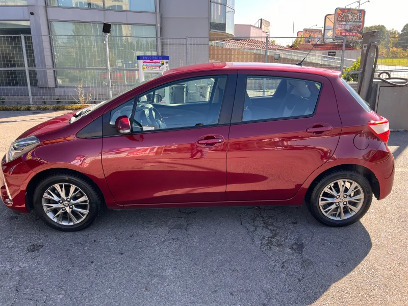 Toyota Yaris 1.5 CVT 5D Luna, снимка 8 - Автомобили и джипове - 47591178