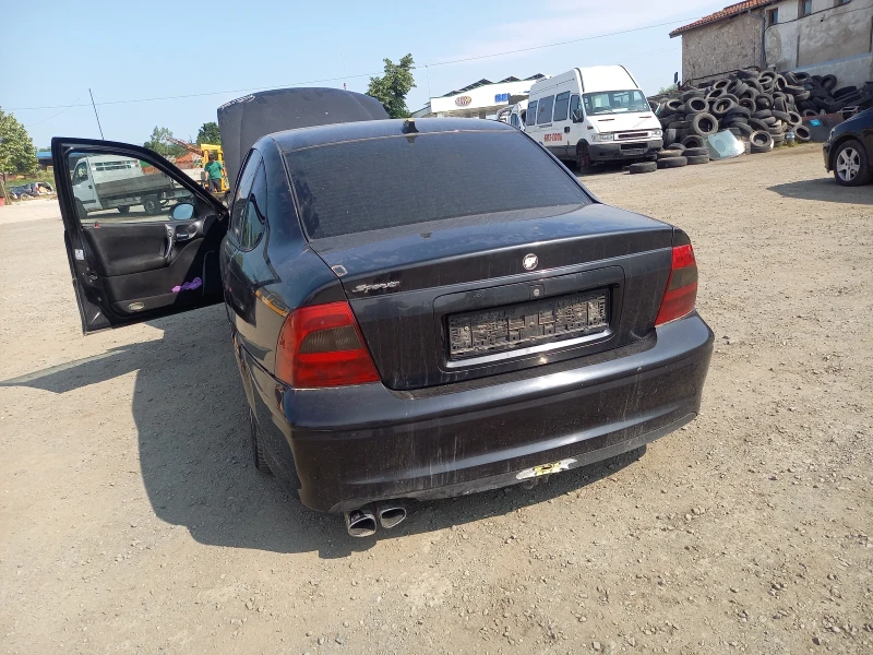 Opel Vectra 2.2 16V