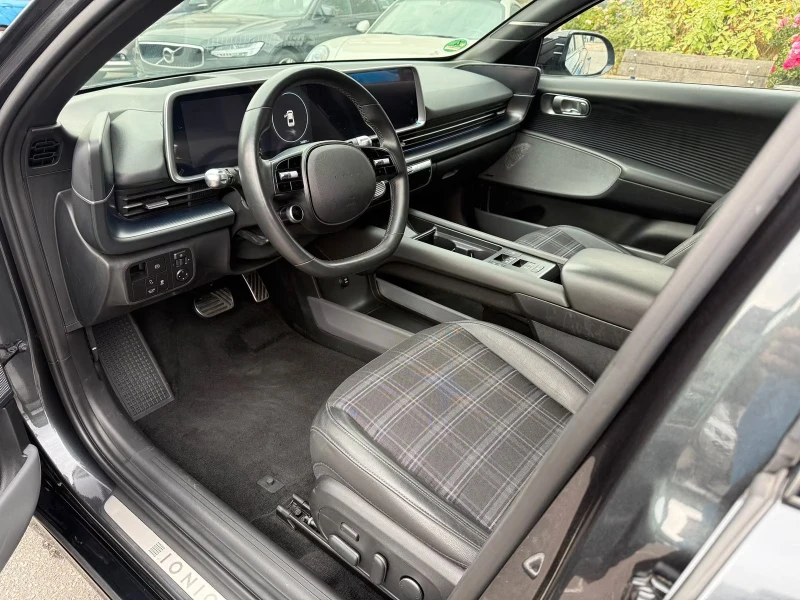 Hyundai Ioniq 6 ELEKTRO/325HP/PANO/360/NAVI/LED/KLESS/436g, снимка 8 - Автомобили и джипове - 52042514