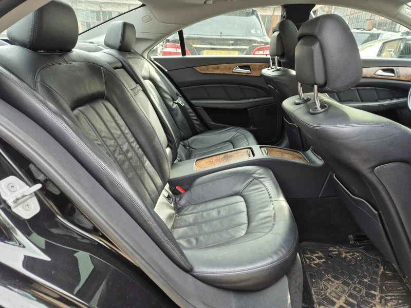 Mercedes-Benz CLS 500 4бе. 278 4 Matik Airmatik, снимка 4 - Автомобили и джипове - 52154679