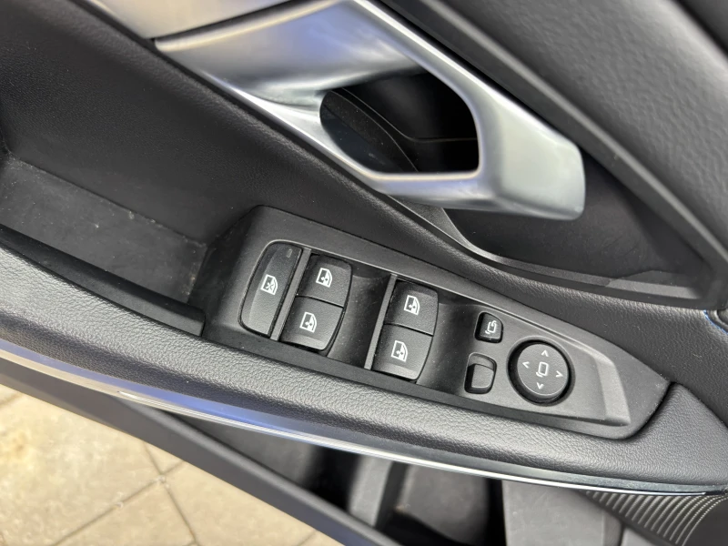 BMW 320, снимка 14 - Автомобили и джипове - 52311295