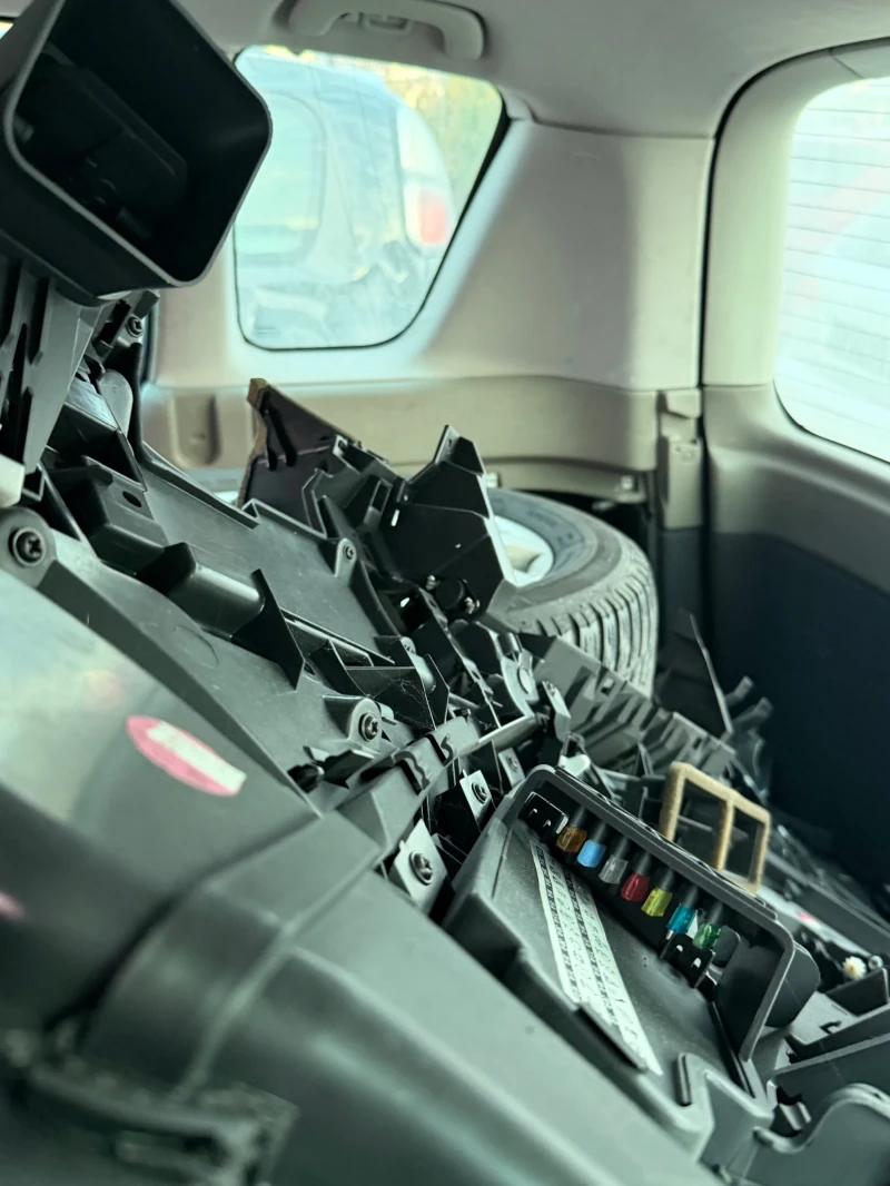 Renault Espace 2.0t f4r , снимка 11 - Автомобили и джипове - 53142107