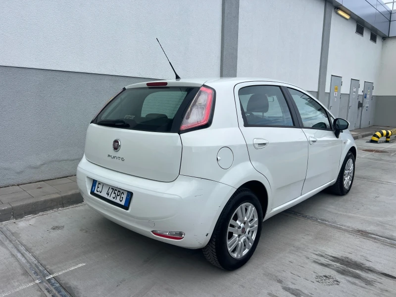 Fiat Punto EVO 1.4LPG  фабрична газ, снимка 6 - Автомобили и джипове - 53432830