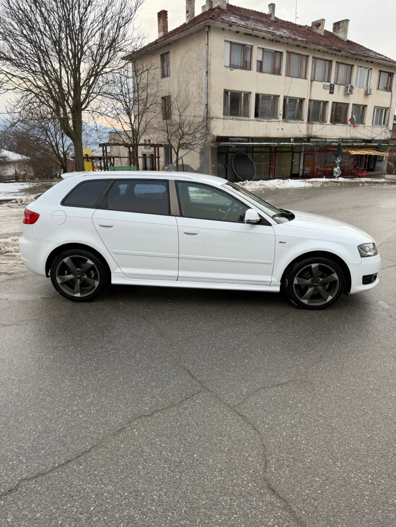Audi A3 2.0tdi sportback face S-Line, снимка 2 - Автомобили и джипове - 53542550