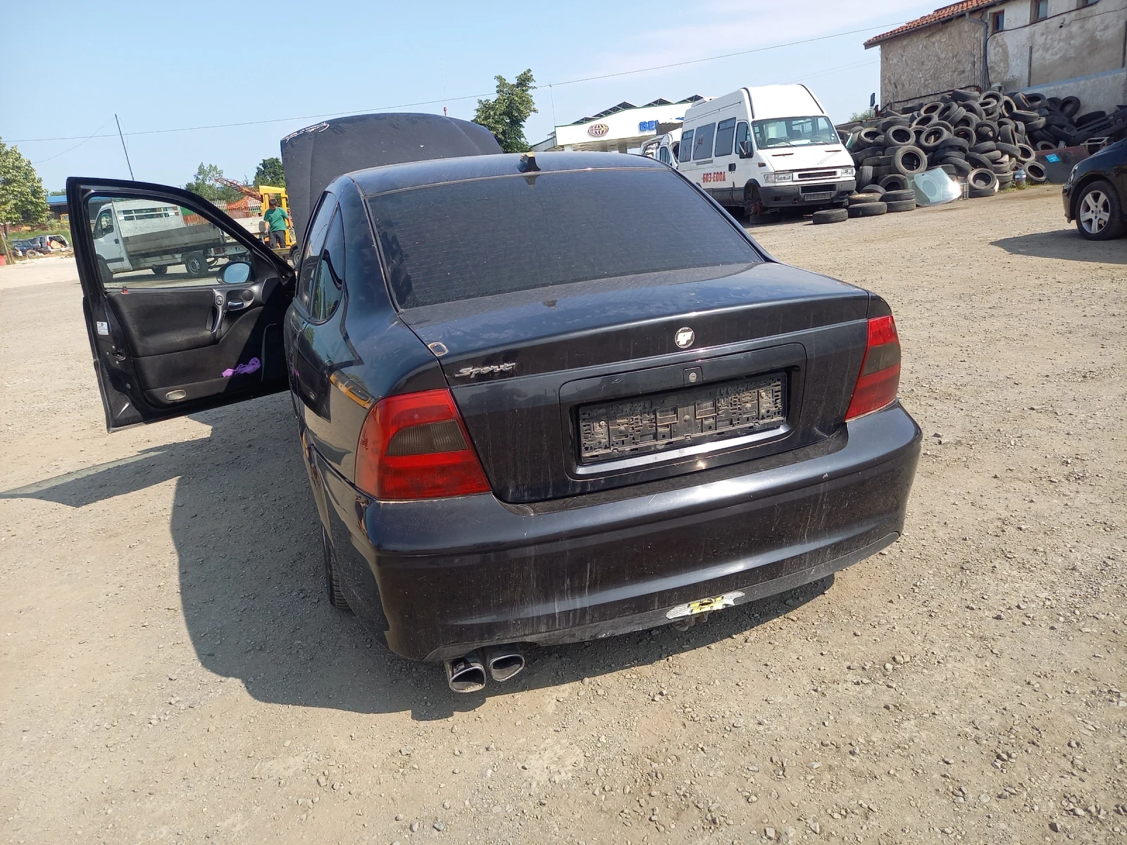 Opel Vectra 2.2 16V, снимка 1