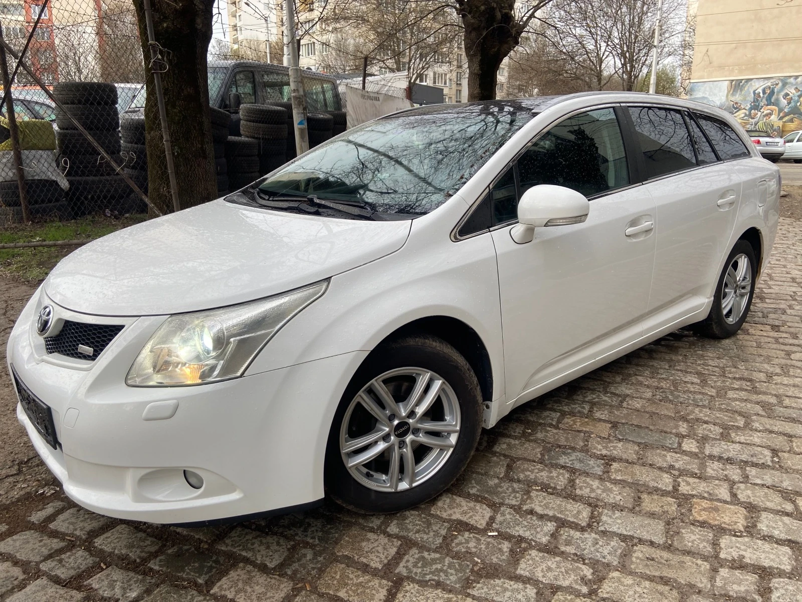 Toyota Avensis 2.0 D4D - [1] 