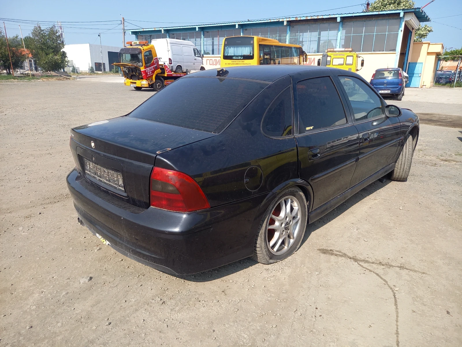 Opel Vectra 2.2 16V - изображение 5