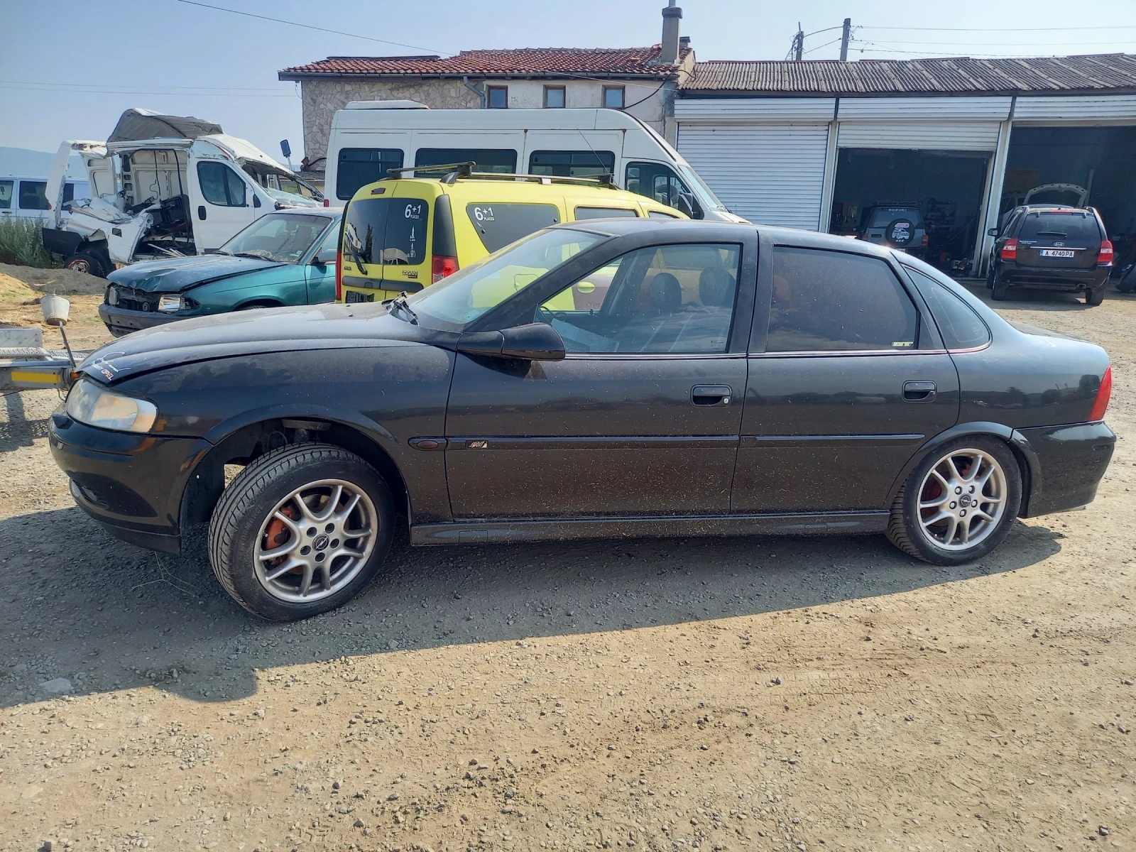 Opel Vectra 2.2 16V - изображение 4