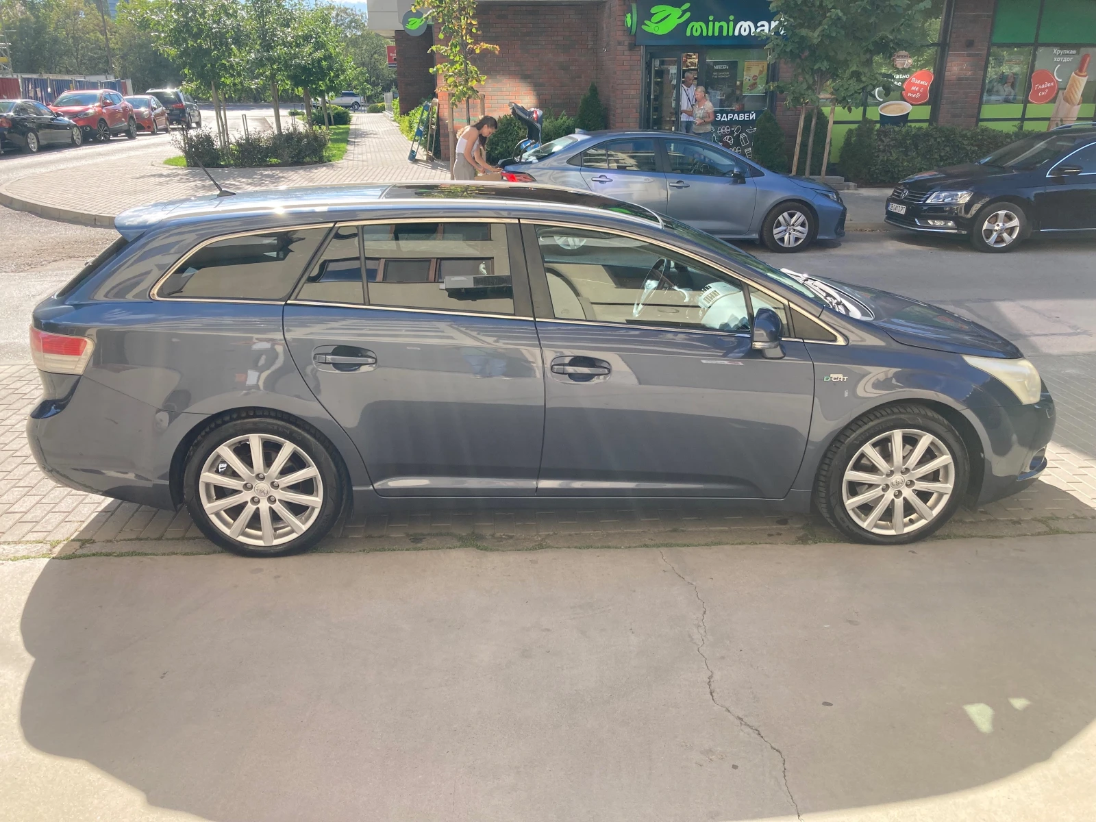 Toyota Avensis 2.2D Automatic NAVI Panorama  - изображение 6