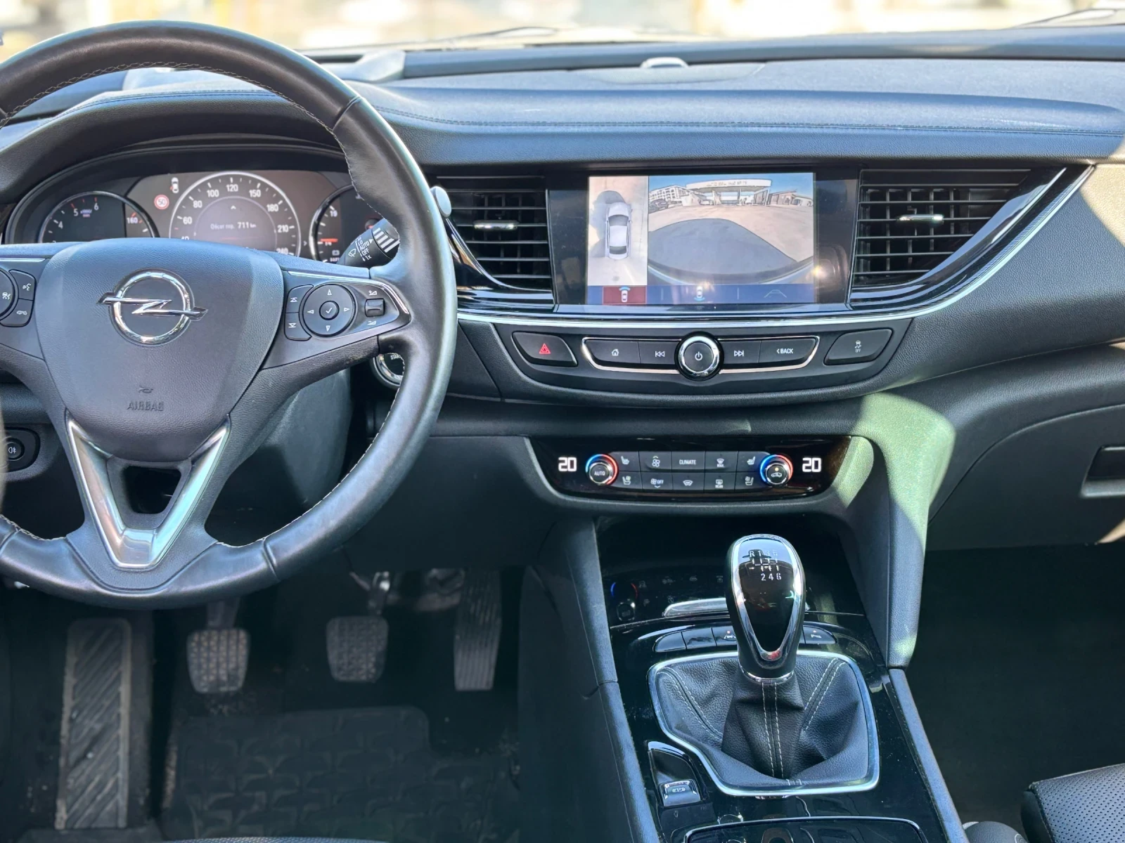 Opel Insignia 2.0 CDTI* 4x4* LED* NAVI* BOSE* FULL* 74000КМ - изображение 5