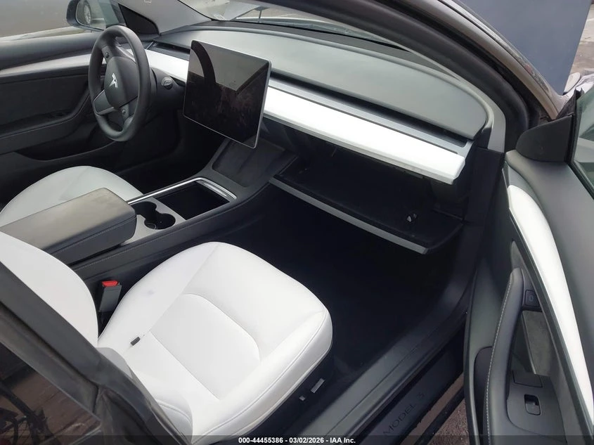 Tesla Model 3 Rear-Wheel Drive, снимка 5 - Автомобили и джипове - 53961874