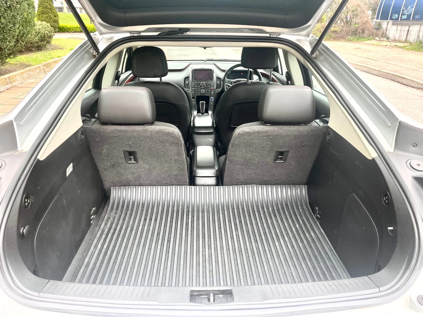 Opel Ampera, снимка 4 - Автомобили и джипове - 54162875