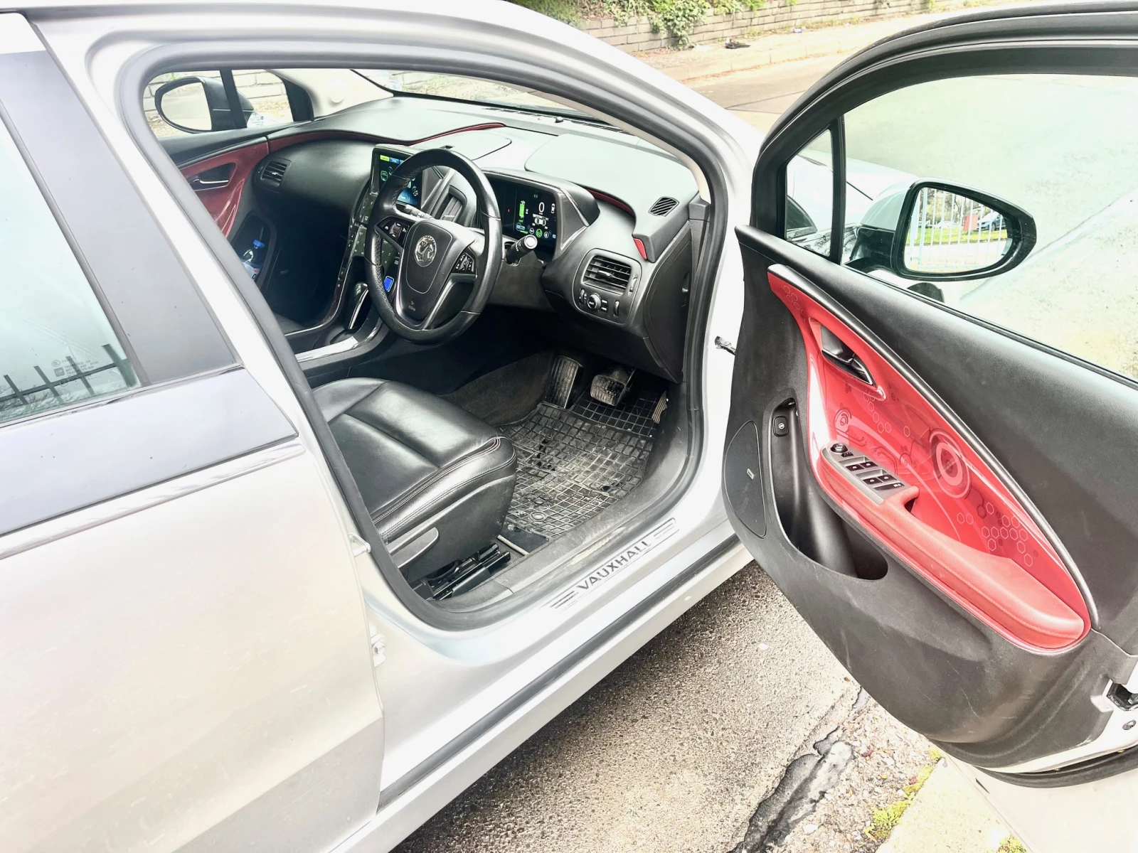 Opel Ampera, снимка 3 - Автомобили и джипове - 54162875