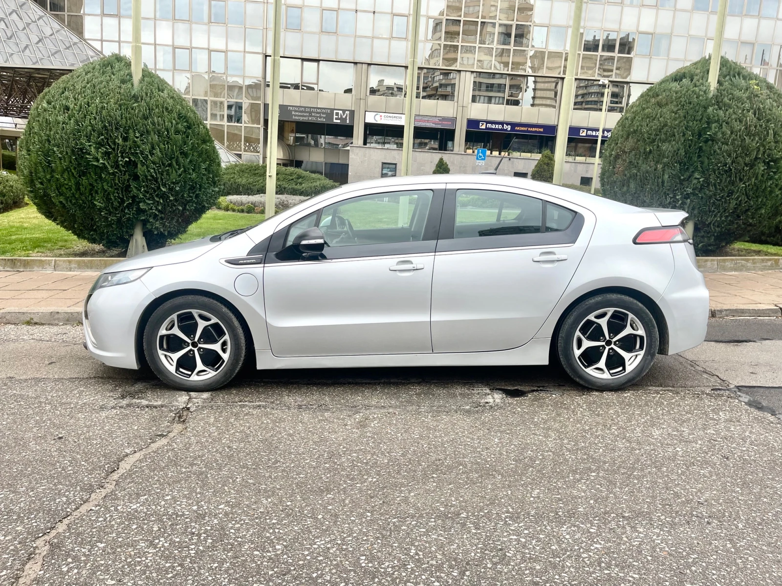 Opel Ampera, снимка 13 - Автомобили и джипове - 54162875