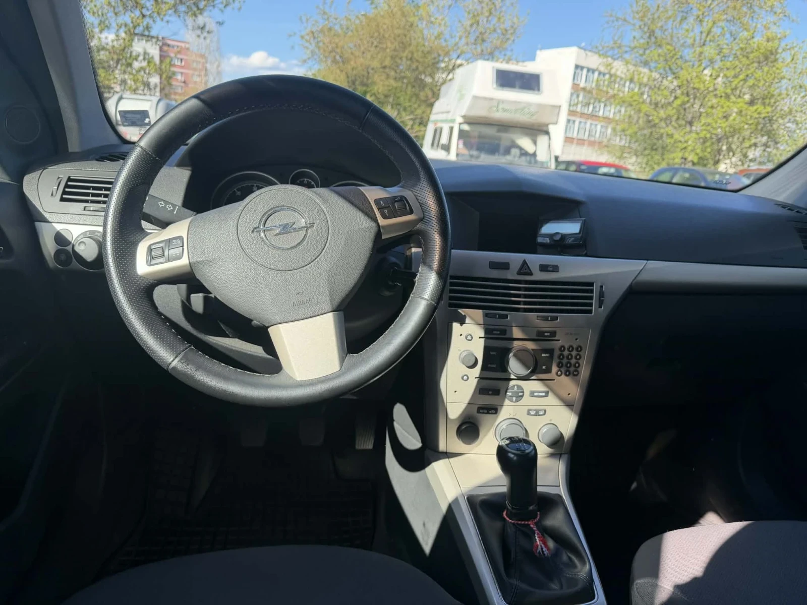 Opel Astra, снимка 3 - Автомобили и джипове - 54246828