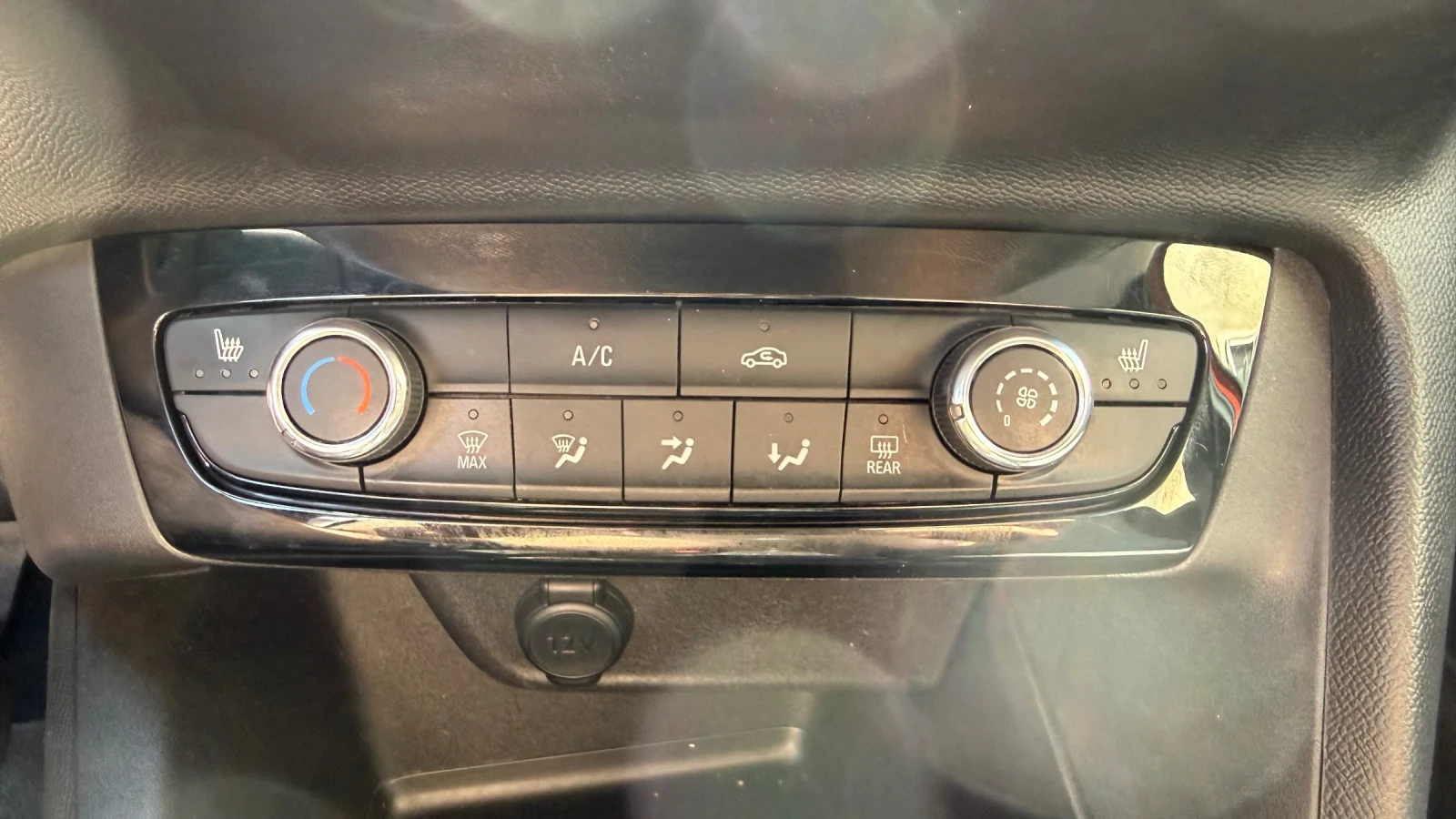 Opel Corsa, снимка 13 - Автомобили и джипове - 54291810