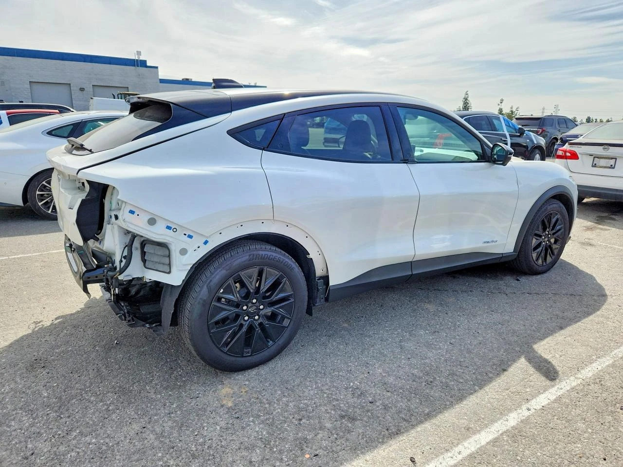 Ford Mustang Mach-E Select RWD, снимка 3 - Автомобили и джипове - 54324220