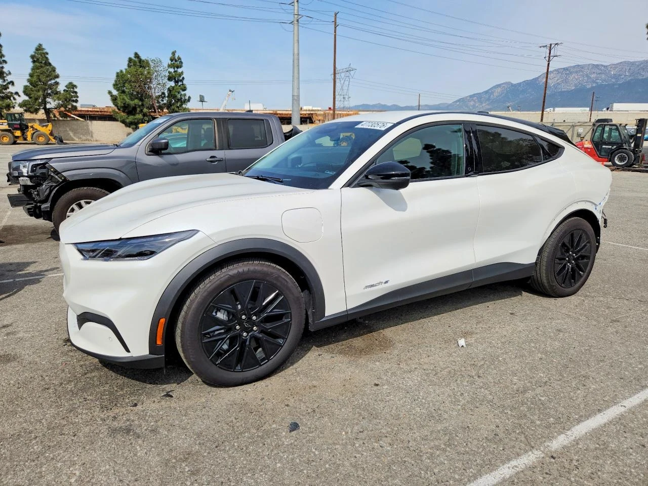 Ford Mustang Mach-E Select RWD