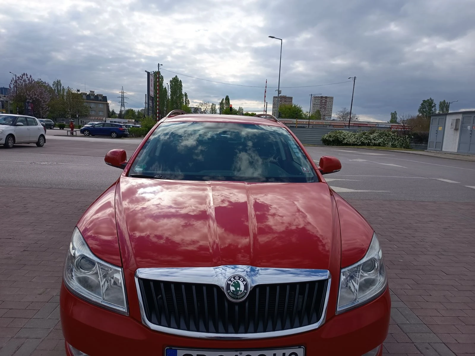 Skoda Octavia 1.8 TSI, снимка 2 - Автомобили и джипове - 54455436
