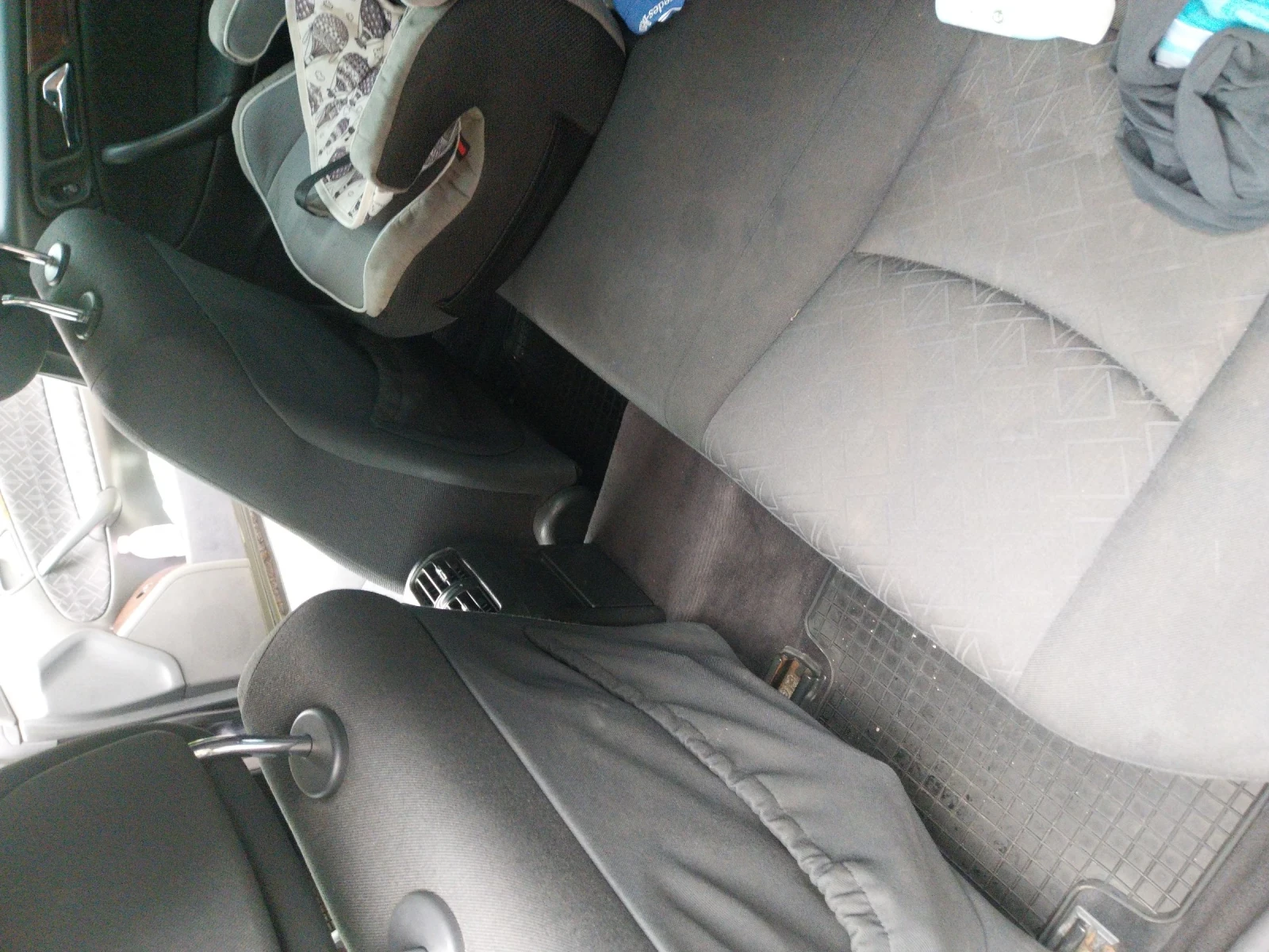 Mercedes-Benz C 200, снимка 9 - Автомобили и джипове - 54635059