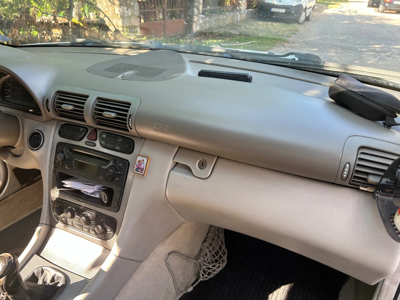 Mercedes-Benz C 220, снимка 5 - Автомобили и джипове - 54806799
