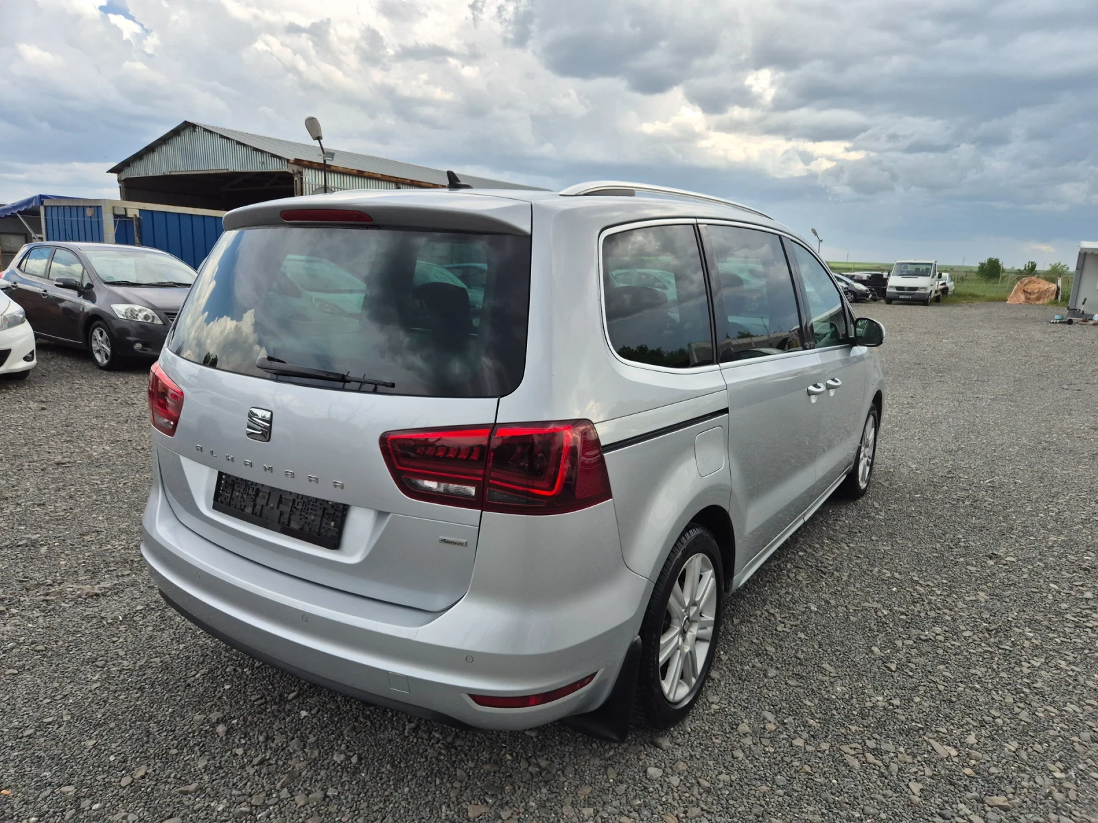 Seat Alhambra 4?4 150к.с., снимка 6 - Автомобили и джипове - 55165045