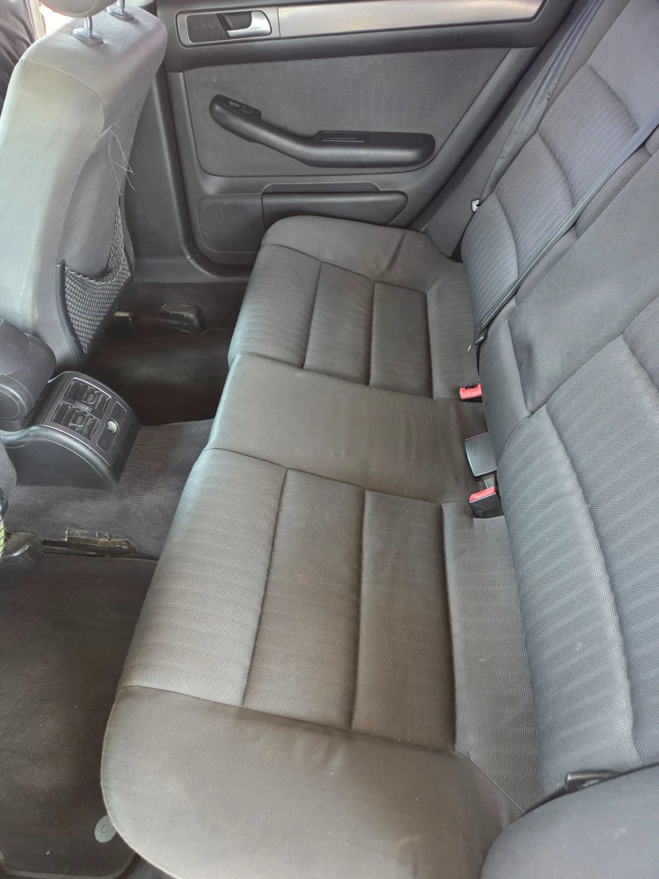 Audi A6 1.9, снимка 10 - Автомобили и джипове - 55599300